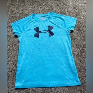 Under Armour, girl’s tee, navy & blue